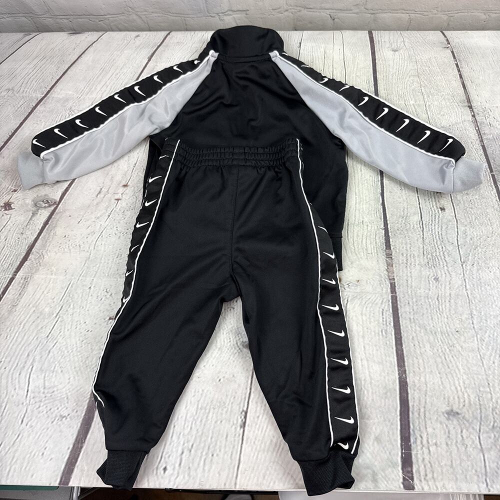 Nike Baby Boys Raglan Track Jacket & Pants Set Black Multi Sz 12 Month - NWOT - Picture 5 of 7